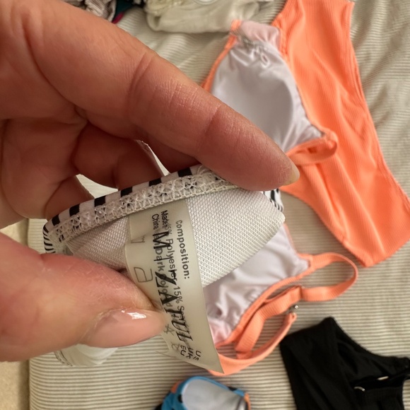 Bikinis package - Picture 6 of 6